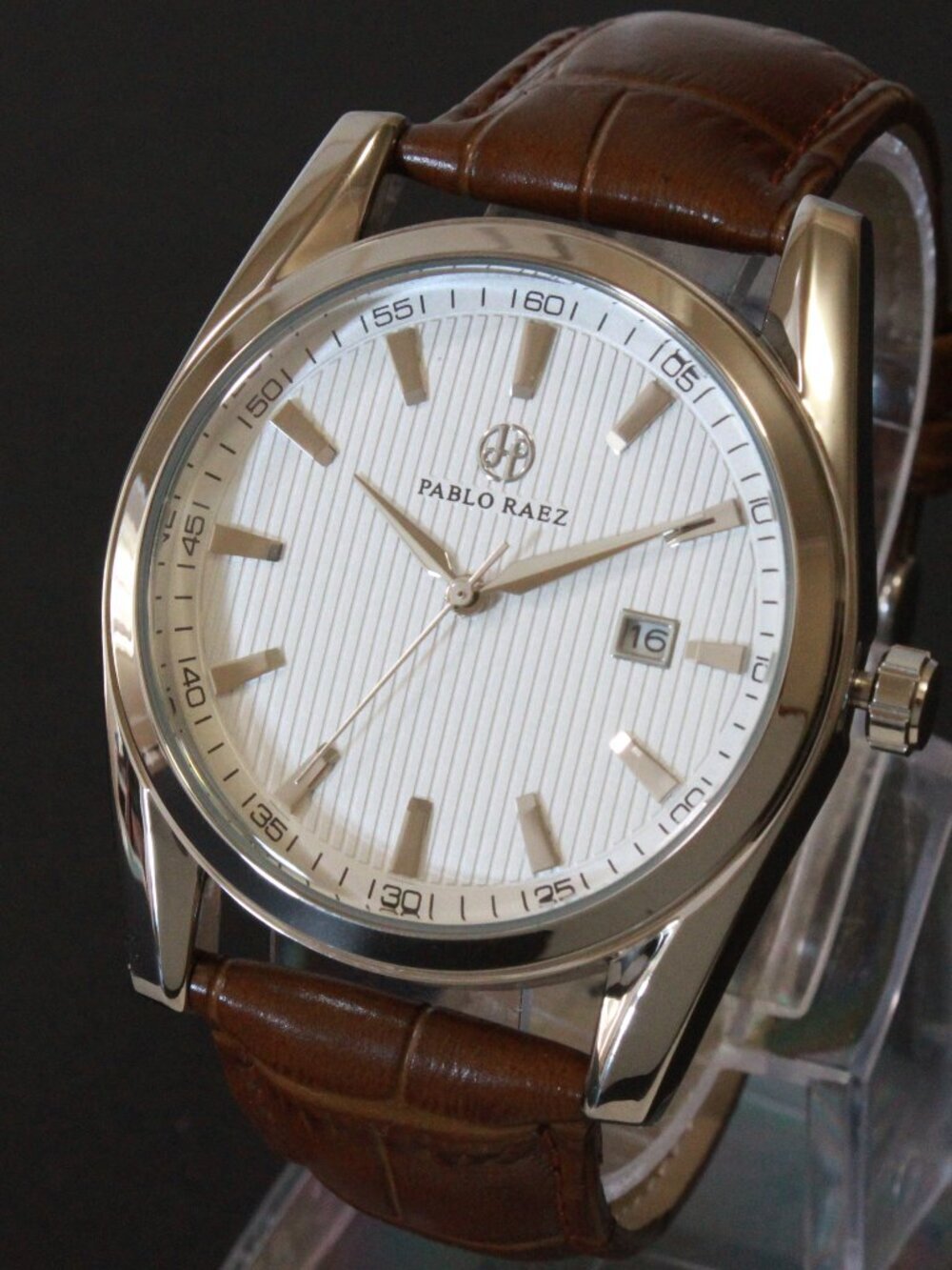 Men's Contemporary Dress Textured Dial Raised Indices Date Complication 41mm - Picture 4 of 10